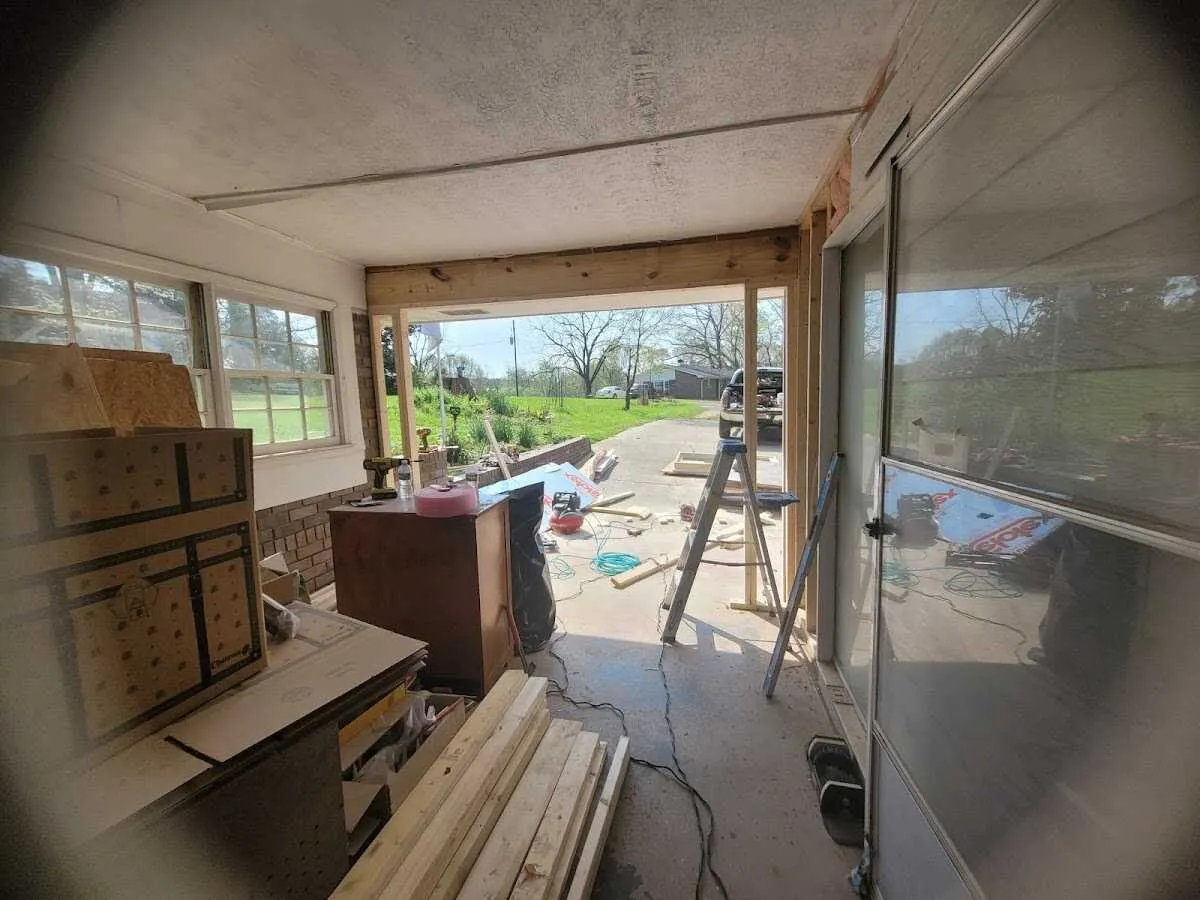 Air movers and dehumidifier for Drying & Dehumidification in Walled Lake